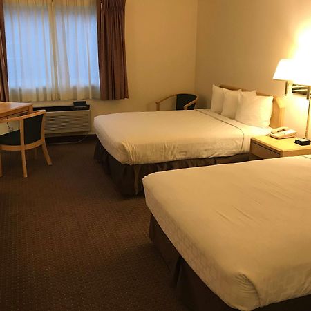 Inn At Lander, Travelodge By Wyndham Exteriör bild